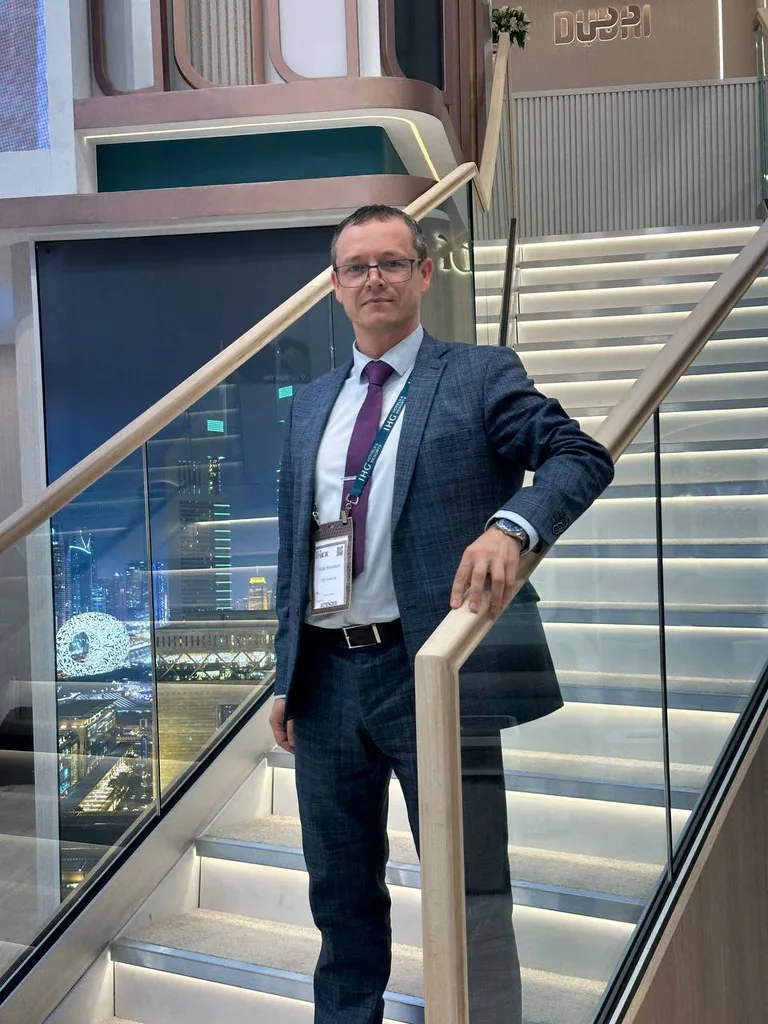 Vitalij Kolotikov, Direktor von FDS Cards Ltd